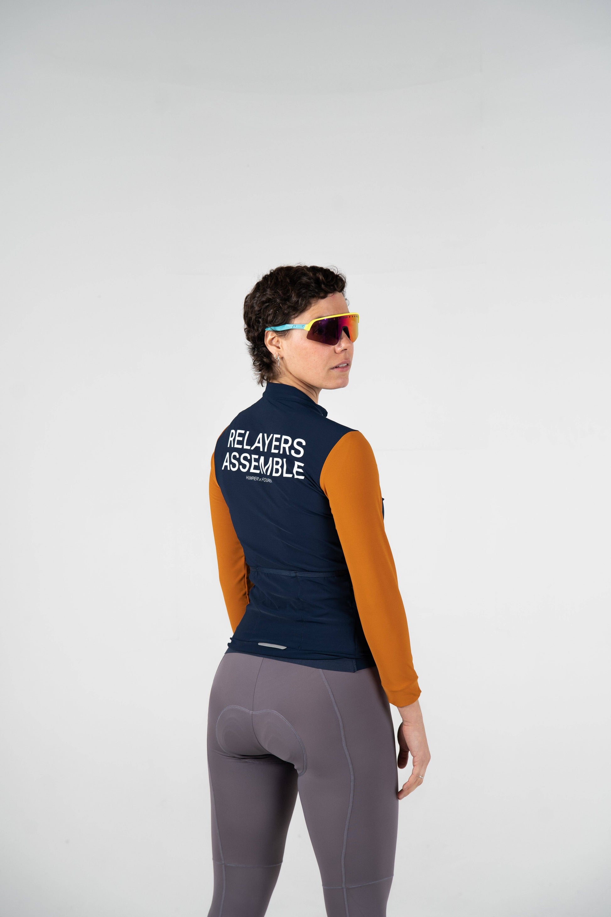 Culotte lunga da ciclismo grigia con bretelle