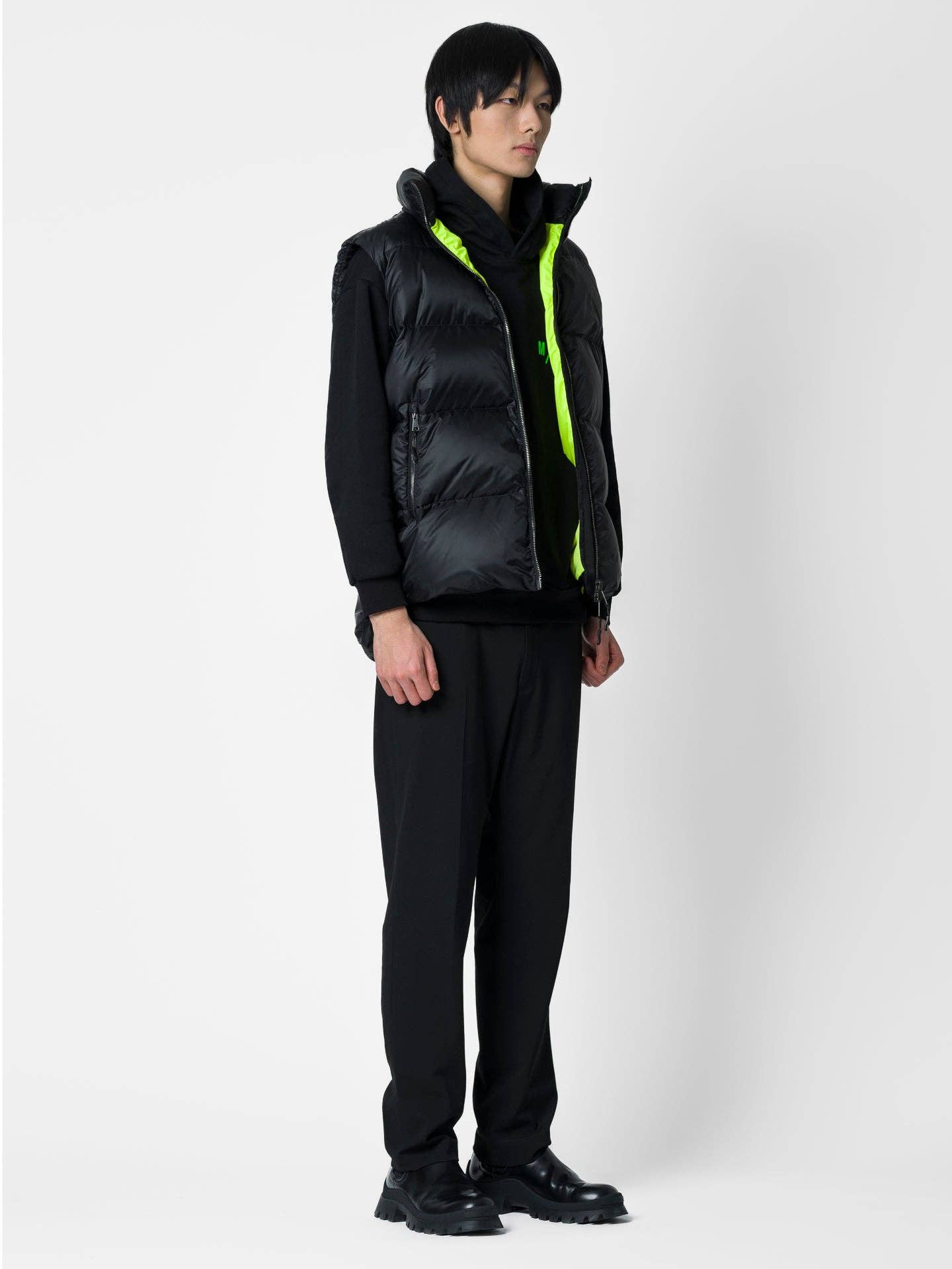 Gilet imbottito con logo e fodera giallo fluo