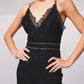 Tuta intera in pizzo con scollo a V e spalline incrociate