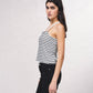 Top a righe con spalline incrociate