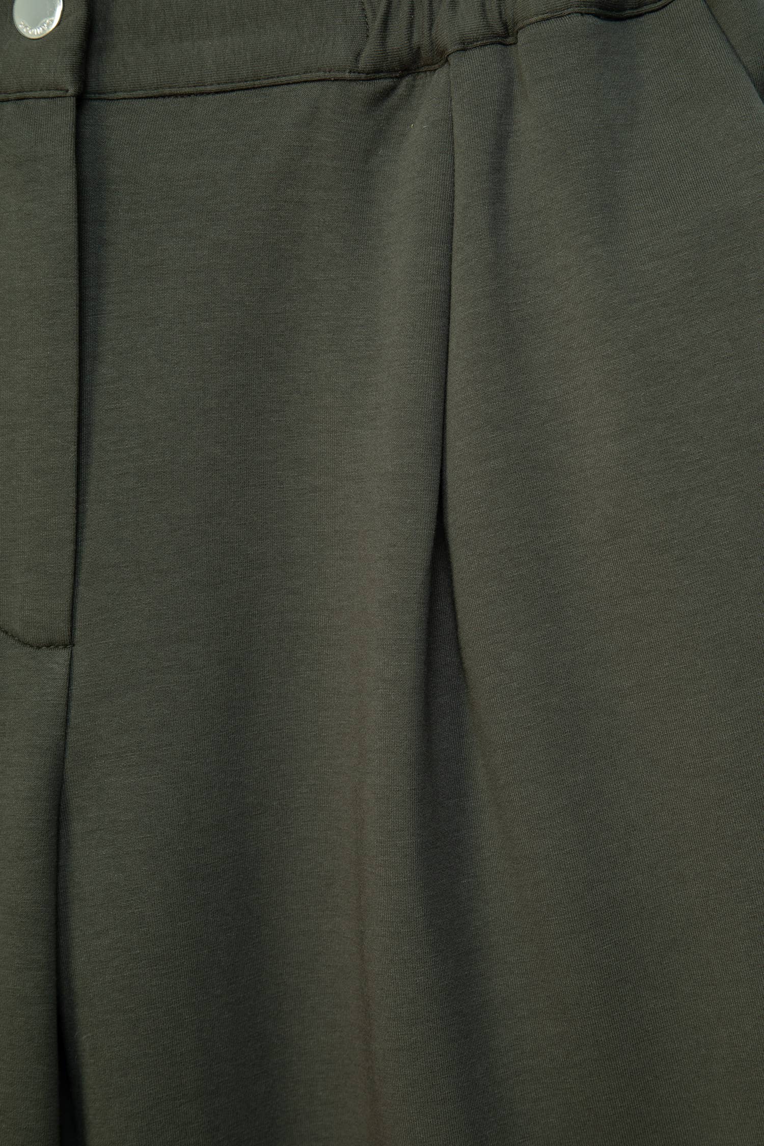 Pantaloni a palazzo con piega frontale