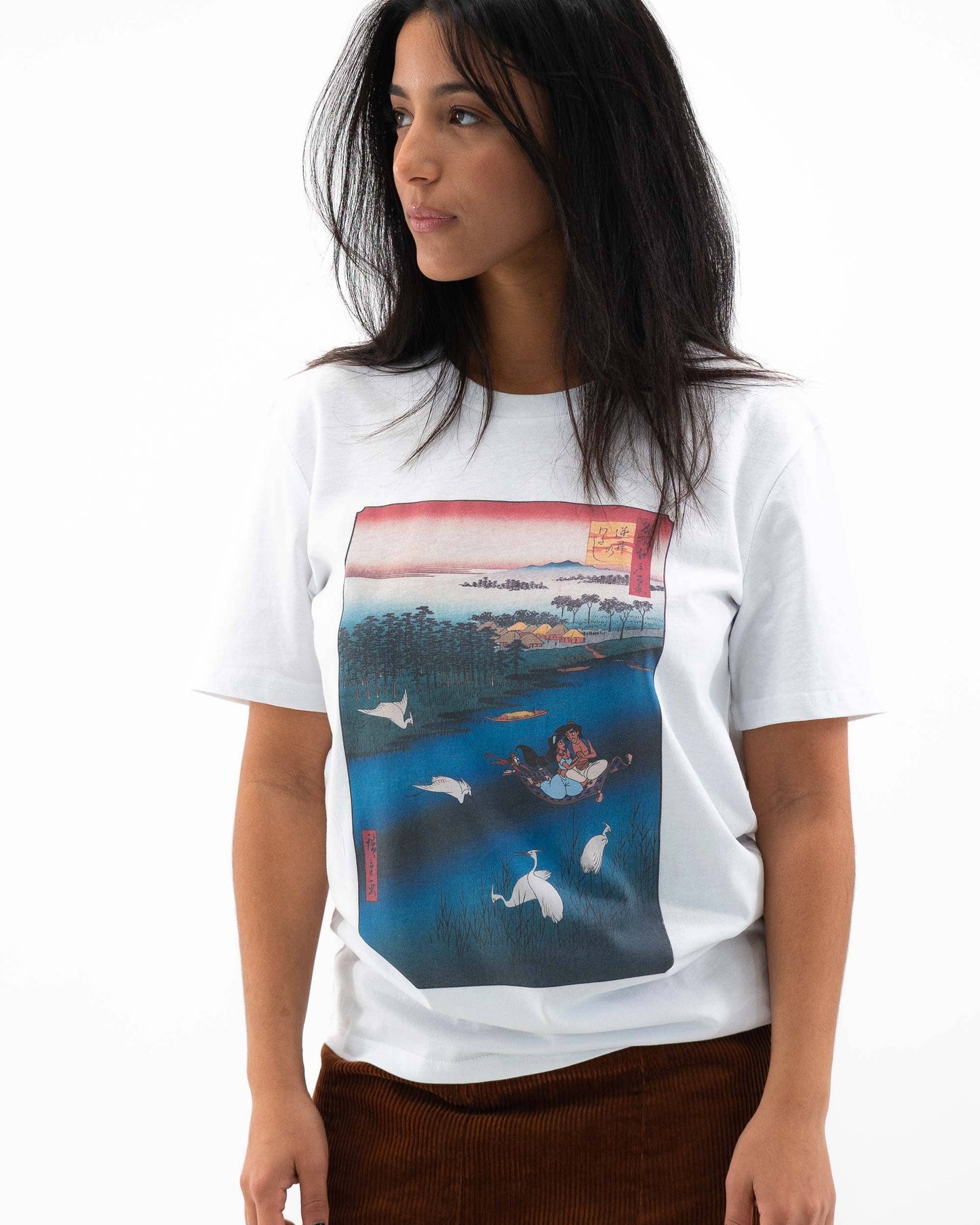 T-shirt unisex in cotone biologico con stampa Floating Aladdin