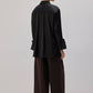 Camicia in raso nera con polsini maxi