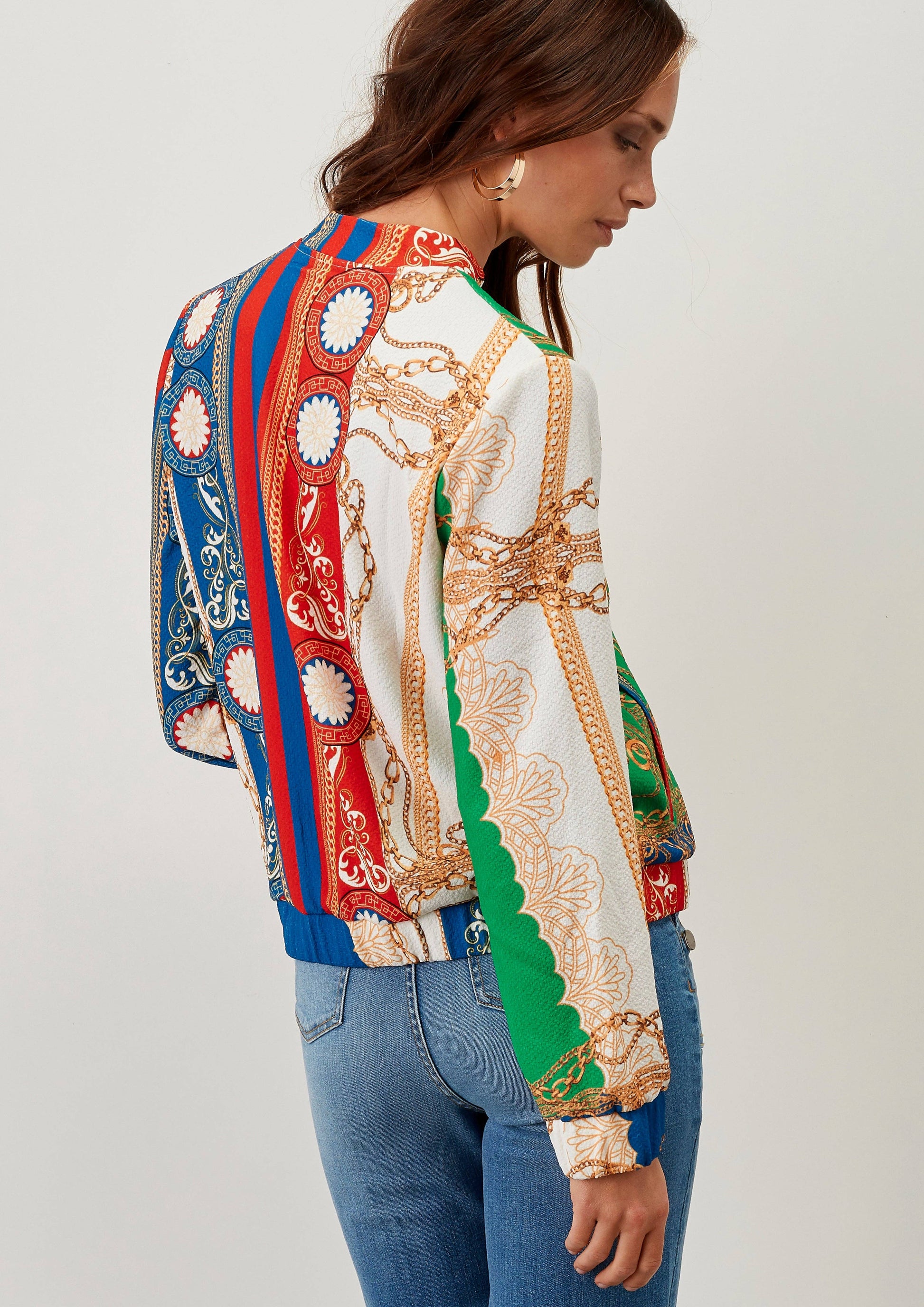 Bomber multicolor con stampa catene