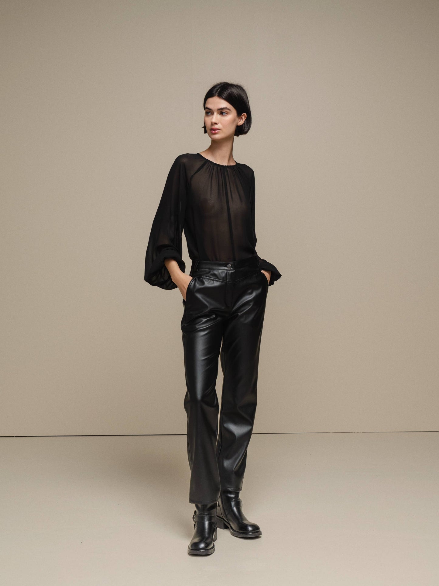 Blusa donna in chiffon nero