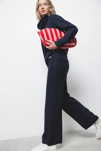 Pantaloni larghi in maglia con dettagli crochet