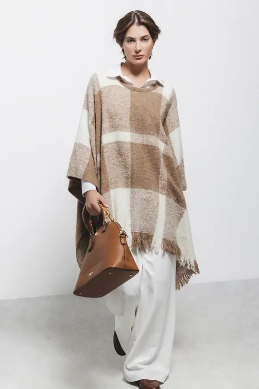 Poncho a quadri con frange