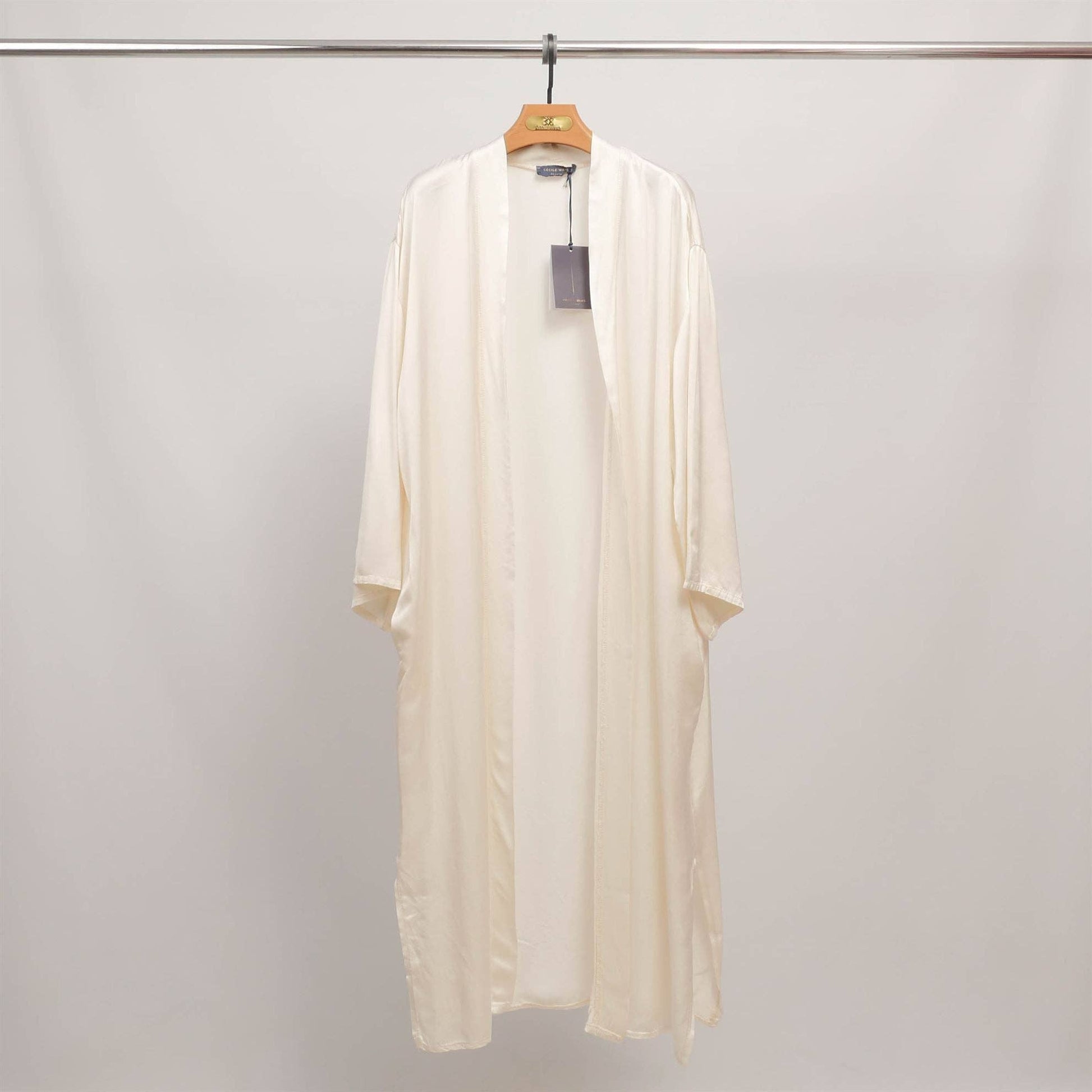 Kimono lungo fluido in raso