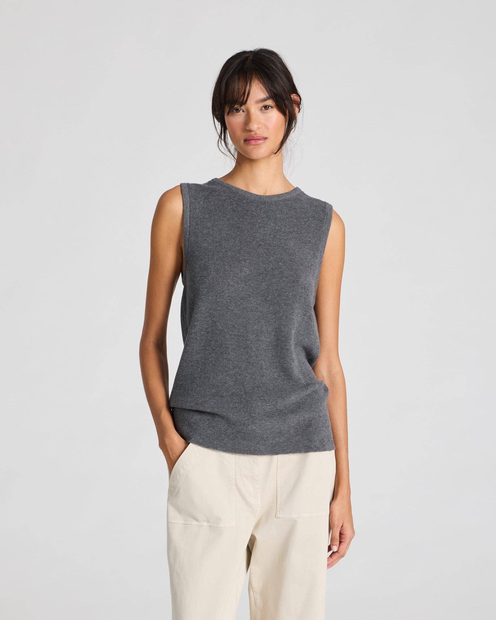 Top in maglia Sofie in cotone organico grigio scuro mélange