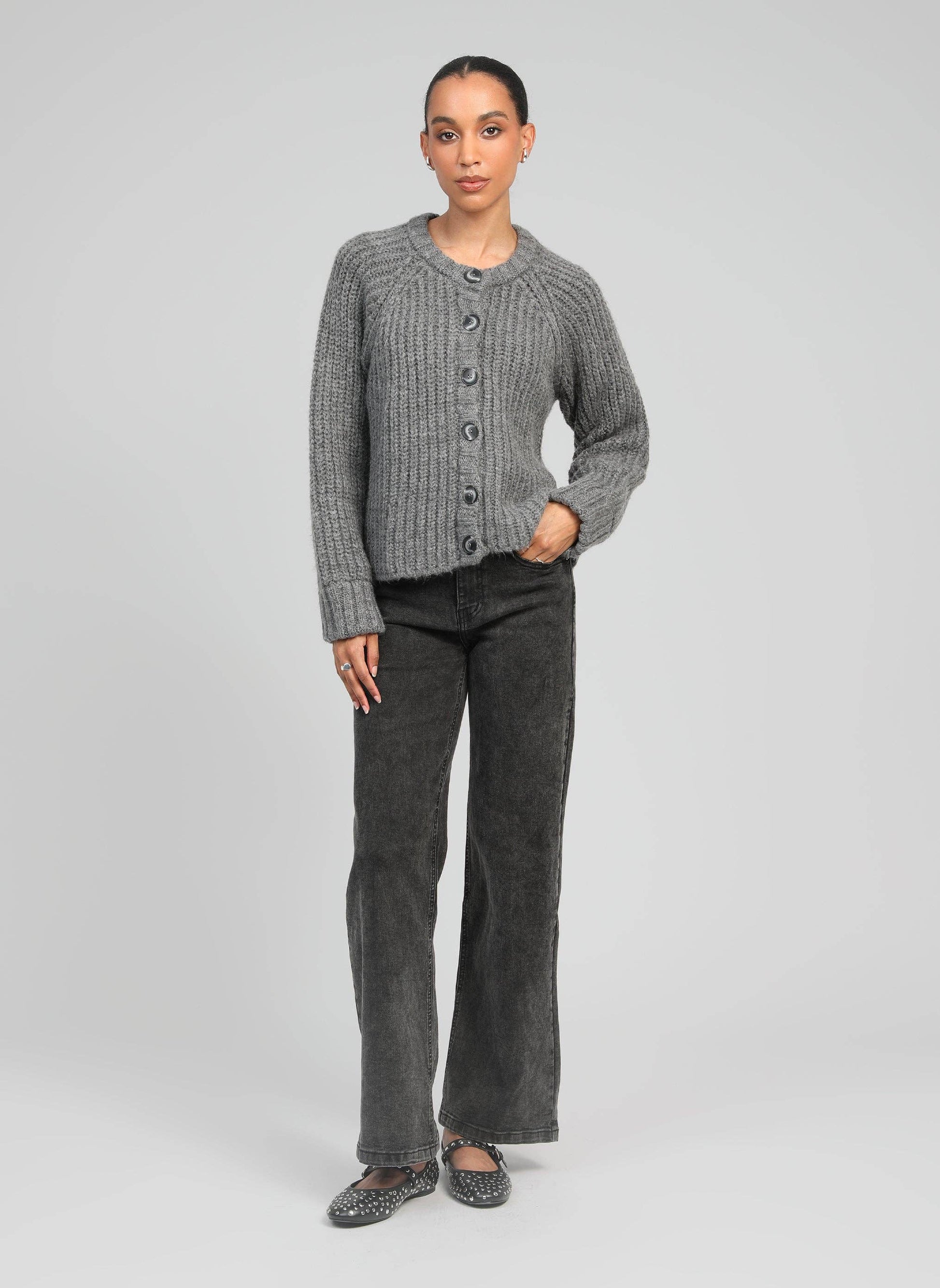 Cardigan in maglia grigia mélange con bottoni