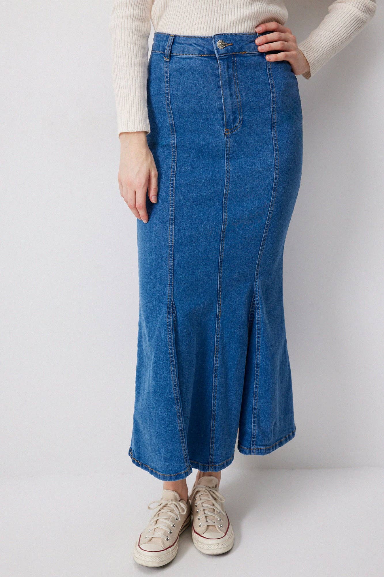 Gonna longuette in denim elasticizzato a sirena a vita alta