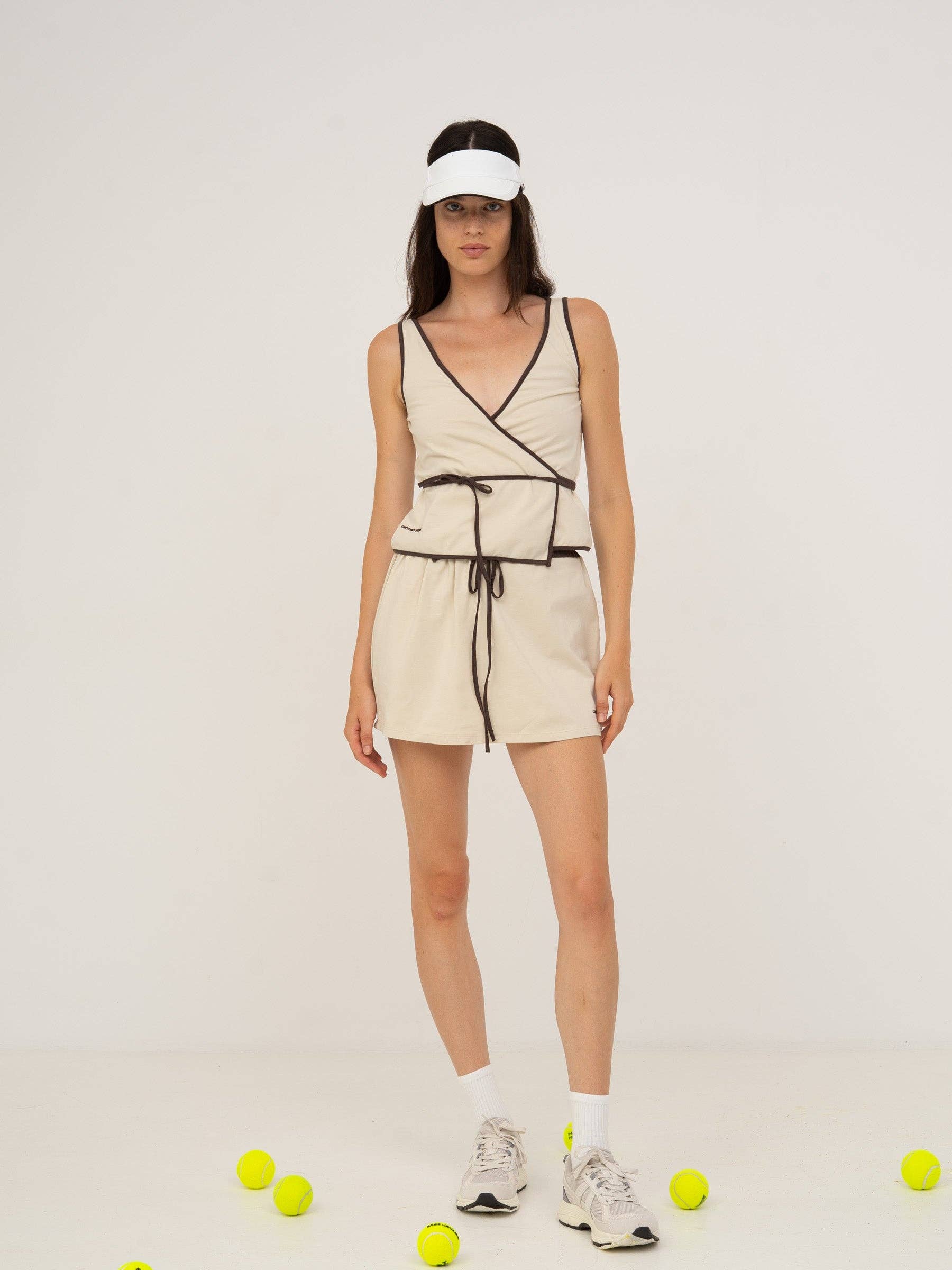Gonna mini sportiva bianca con shorts interni