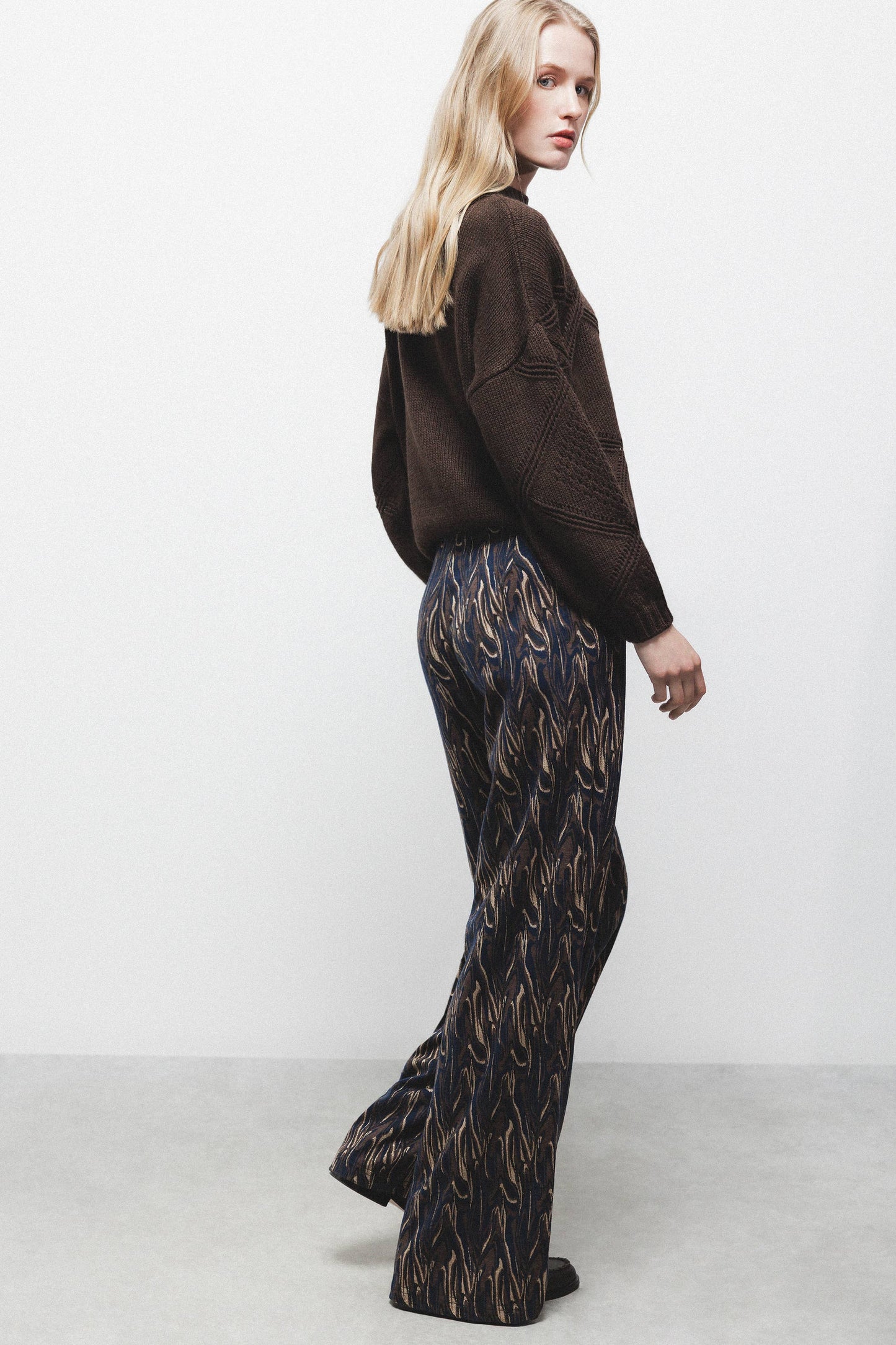 Pantaloni a stampa geometrica