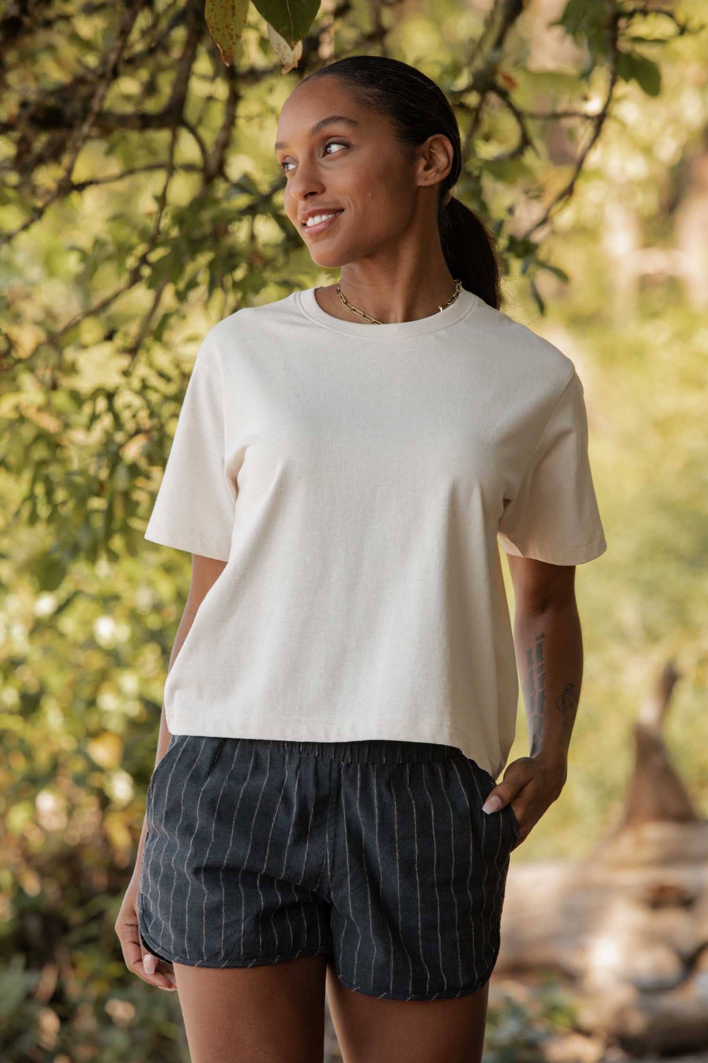 T-shirt boxy riciclata color avorio da donna