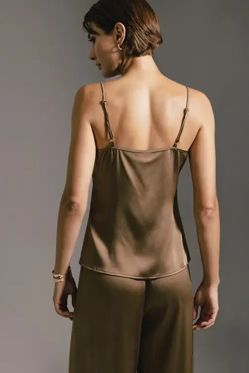 Top minimal con spalline regolabili e scollo quadrato