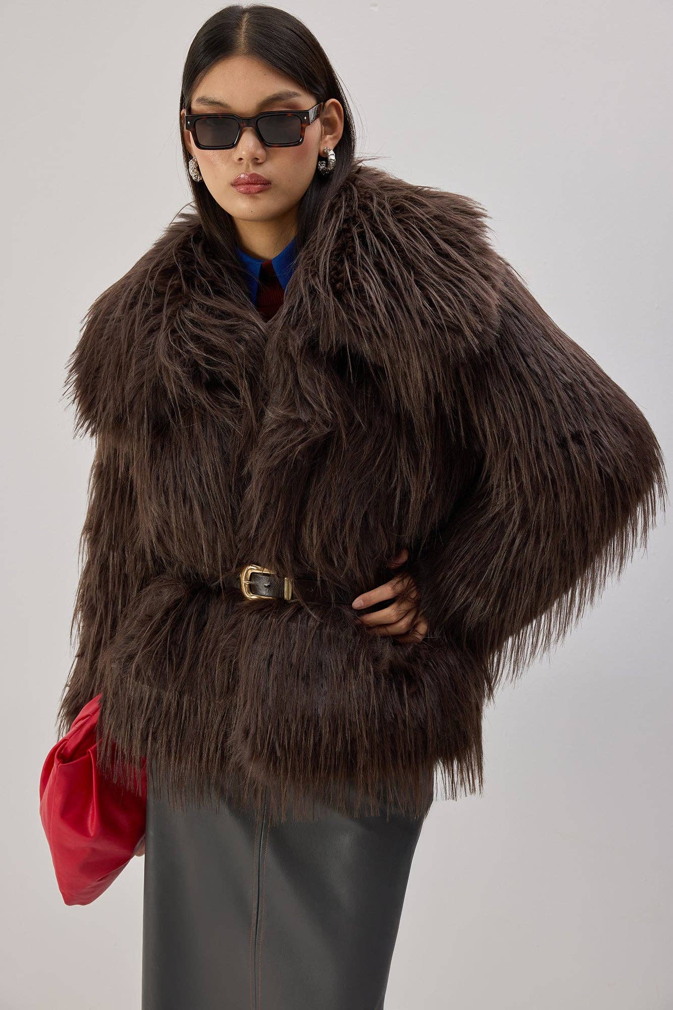 Cappotto corto in pelliccia sintetica
