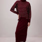 Set maglione a righe e abito midi a coste bordeaux