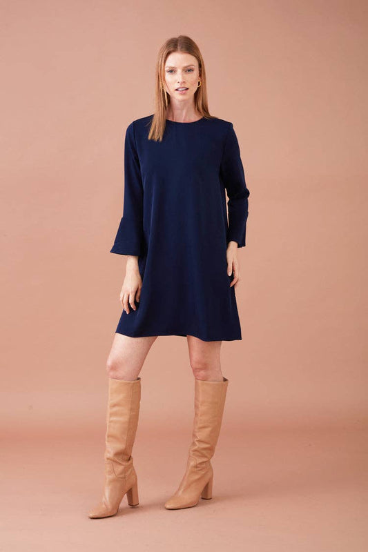 Abito corto tinta unita con maniche a campana