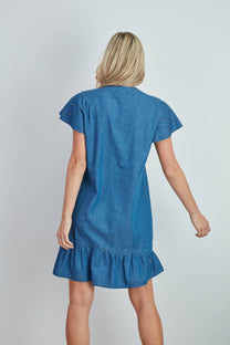 Abito corto in denim con volant
