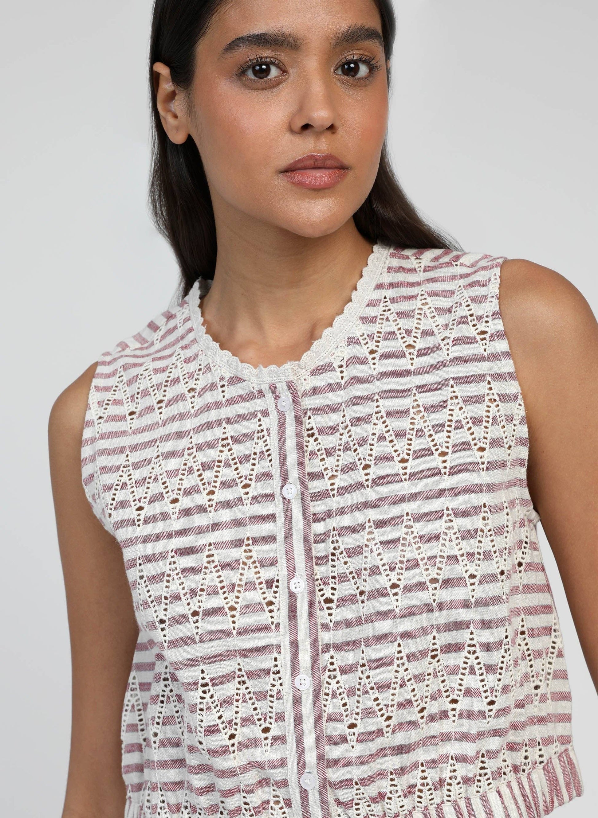 Blusa Sabia lampone in pizzo sangallo