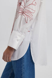 Camicia in misto cotone con ricamo floreale