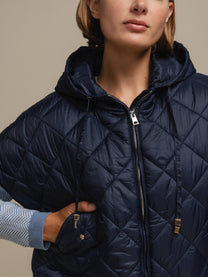 Capa donna trapuntata in nylon con cappuccio