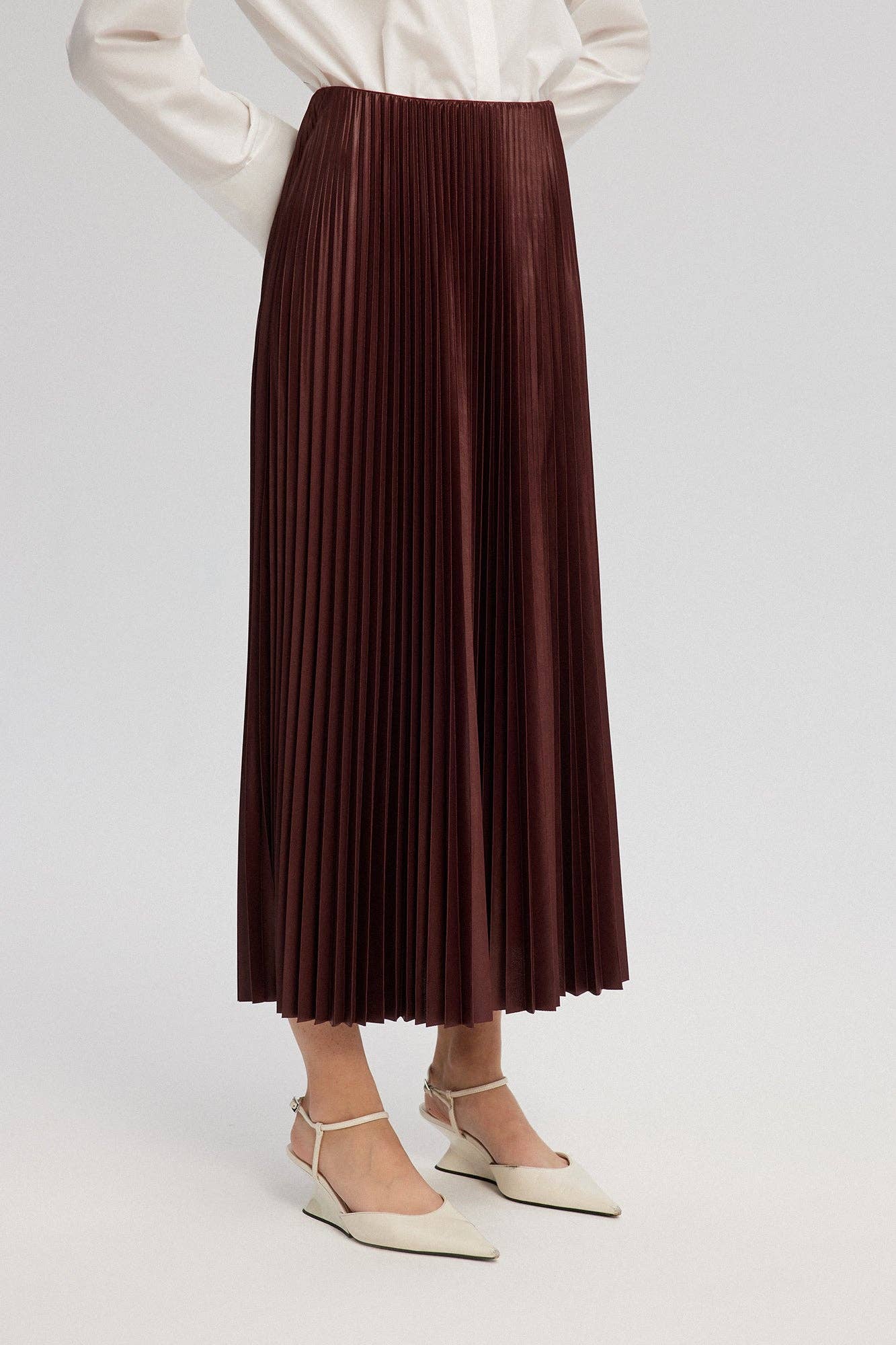 Gonna plissettata maxi a vita alta bordeaux