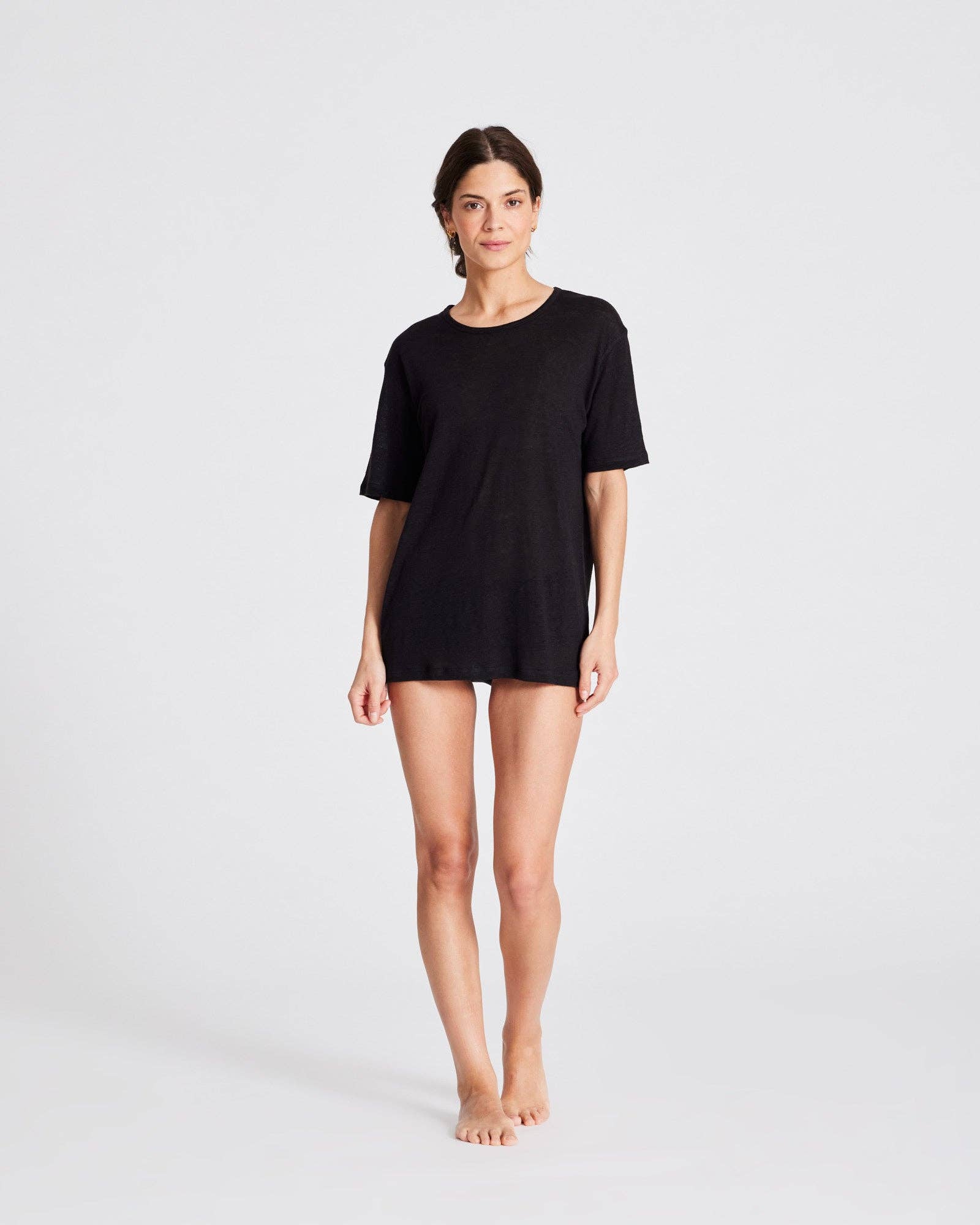 T-shirt Nynne in lino nera