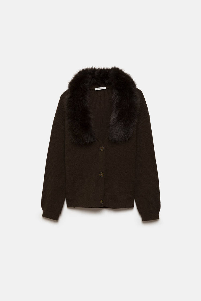 Cappotto in maglia rasata con collo in eco-pelliccia