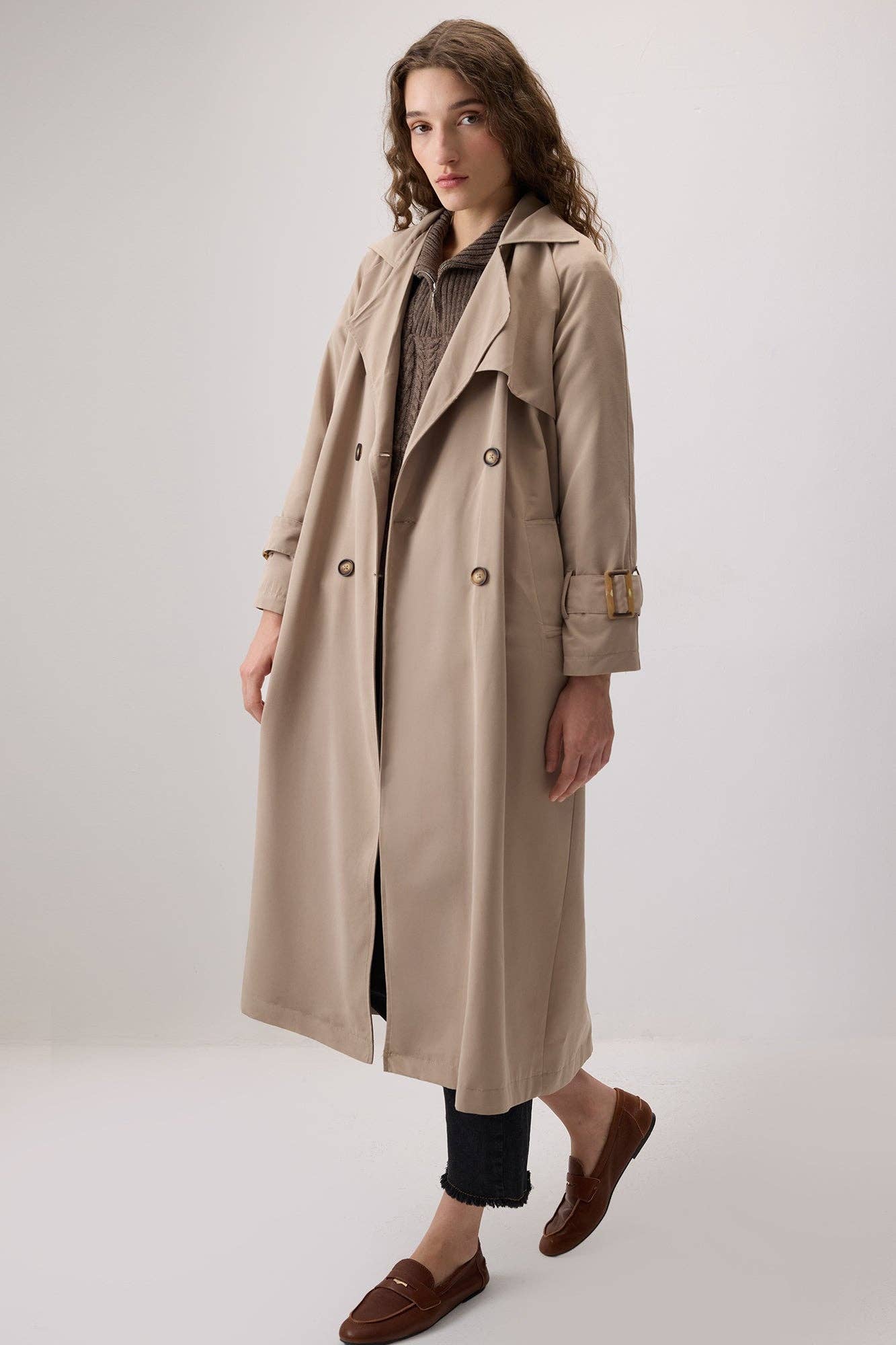 Trench oversize con cintura e fibbia