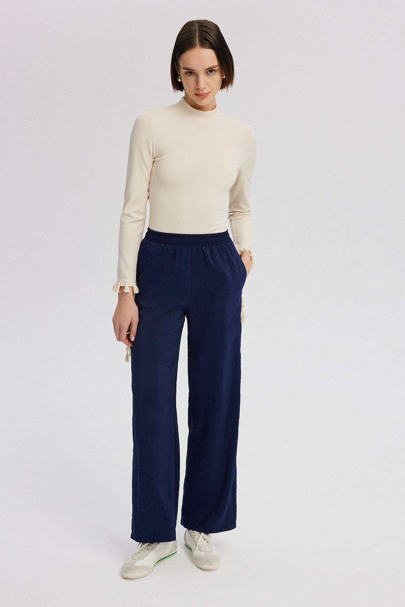 Pantaloni palazzo blu navy con elastico in vita