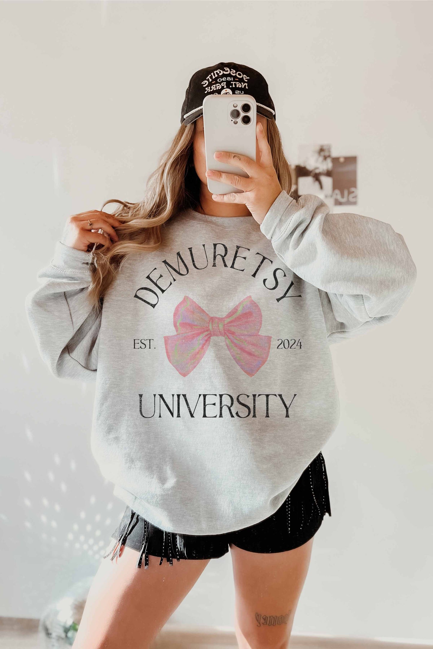 Felpa oversize grafica Demuretsy University