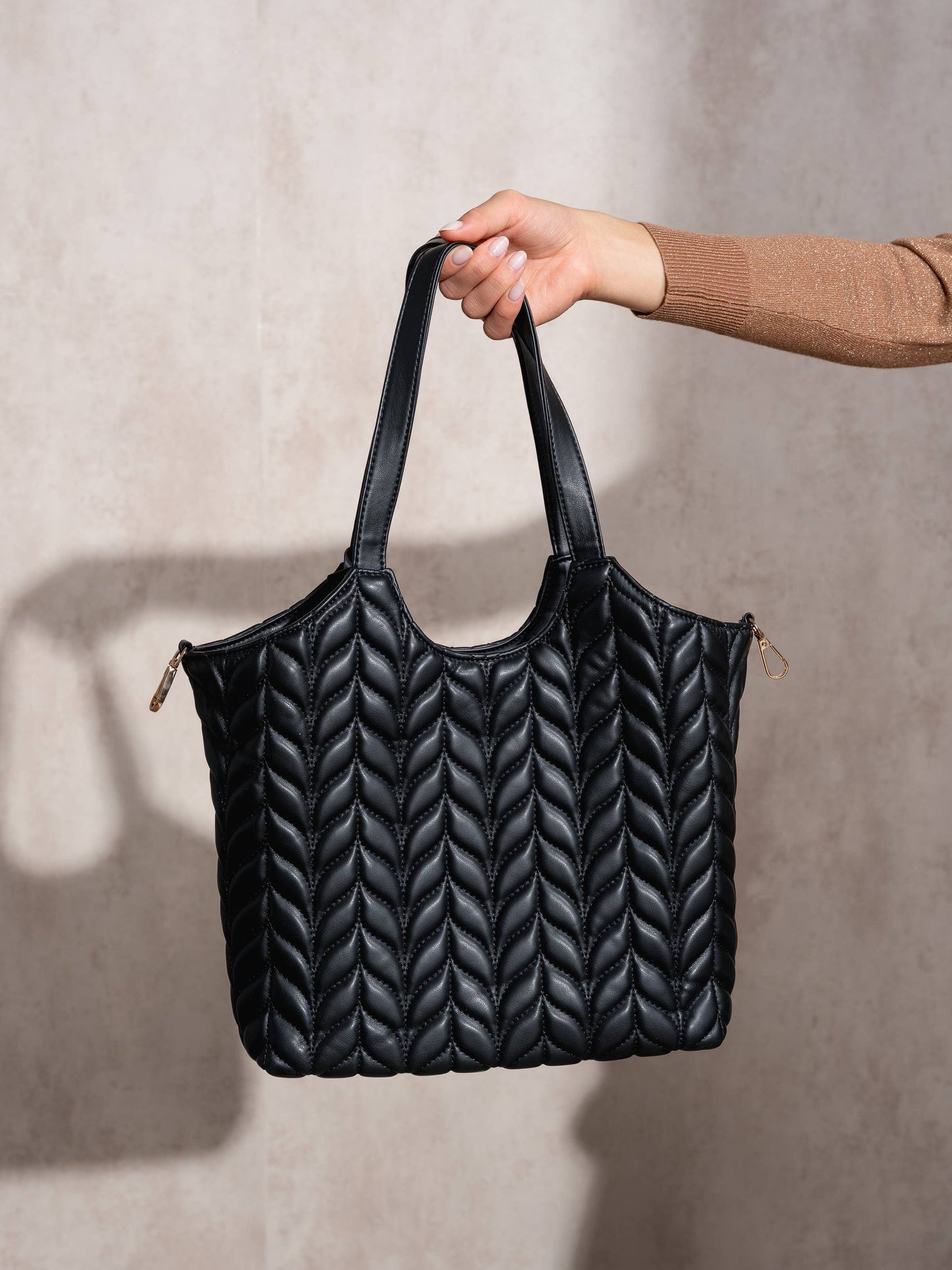 Borsa shopper trapuntata in ecopelle