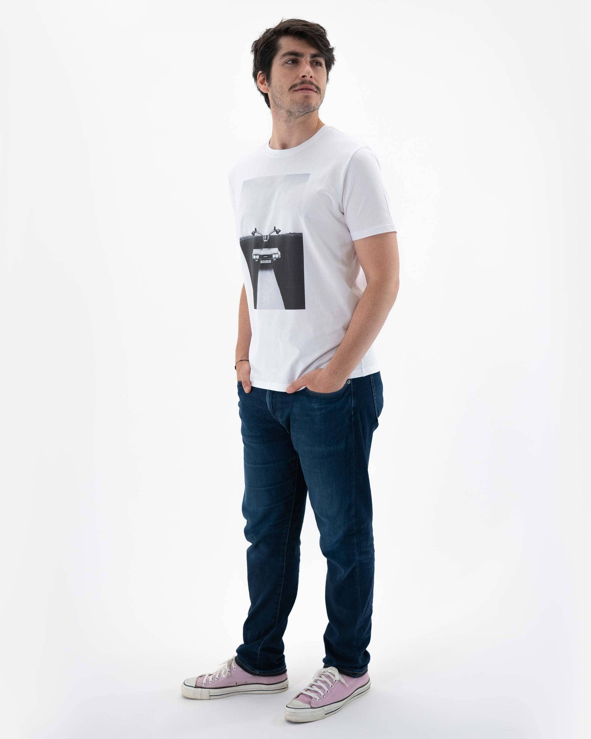 T-shirt unisex in cotone biologico con stampa fotografica auto