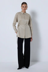 Camicia in raso con lacci laterali