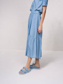Gonna midi in denim leggero con bottoni frontali
