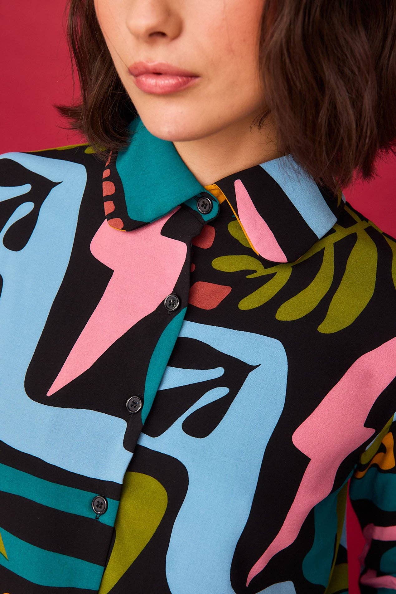 Camicia multicolore con maxi colletto