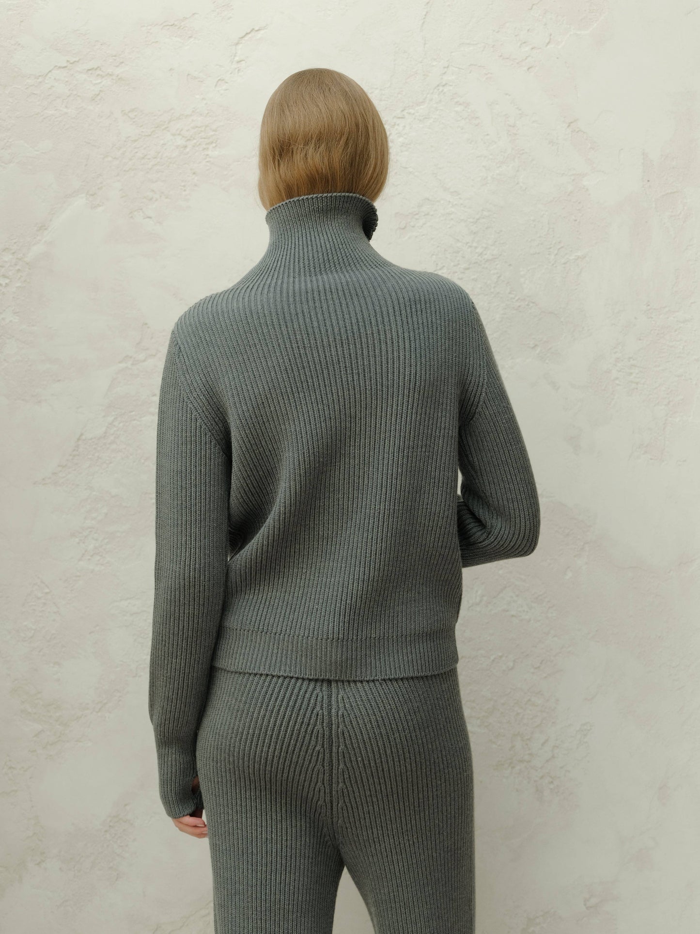 Maglione dolcevita in lana merino extrafine