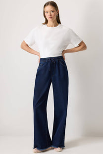 Pantaloni denim wide leg con vita elasticizzata