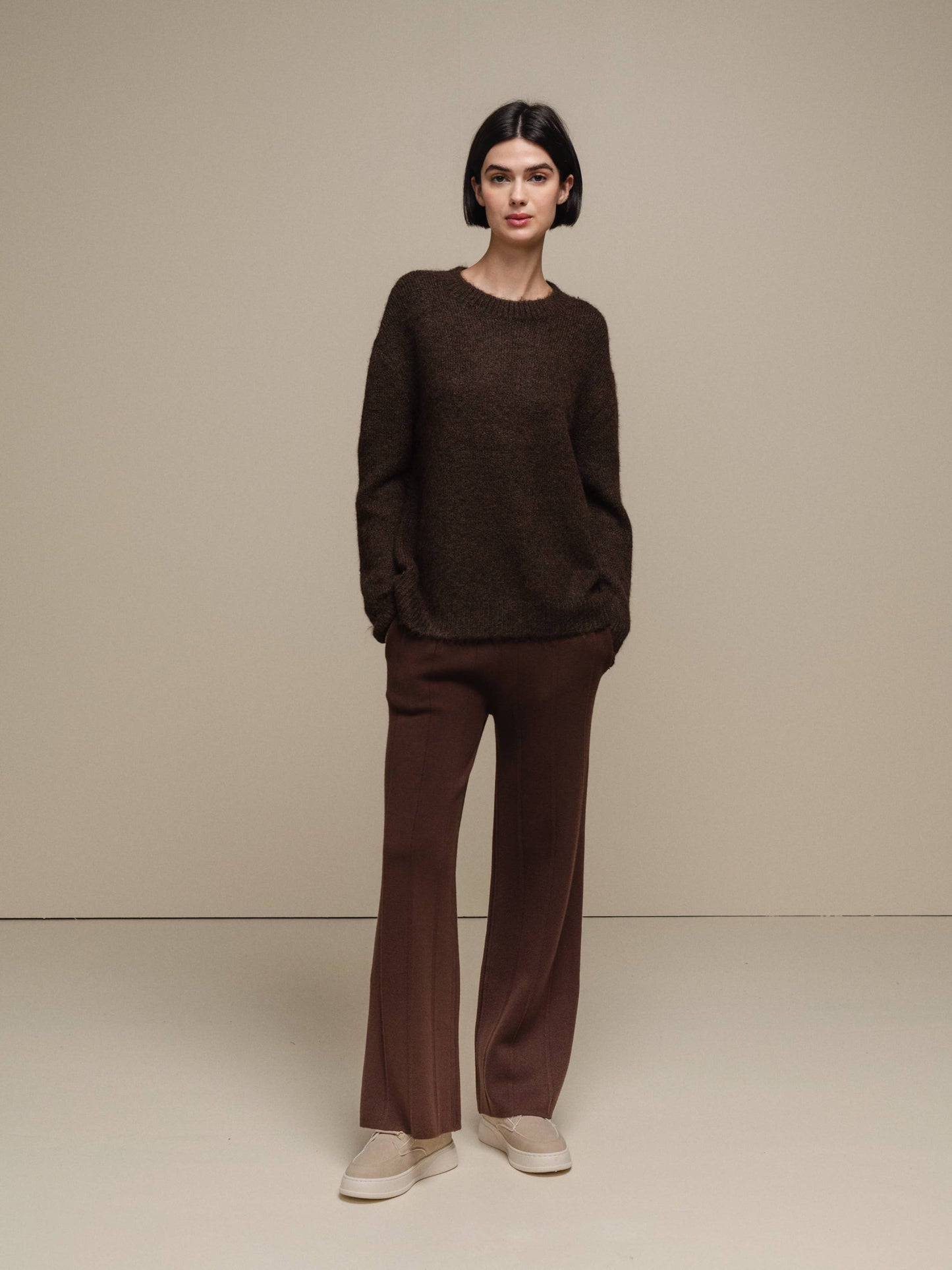 Maglione girocollo in maglia morbida da donna