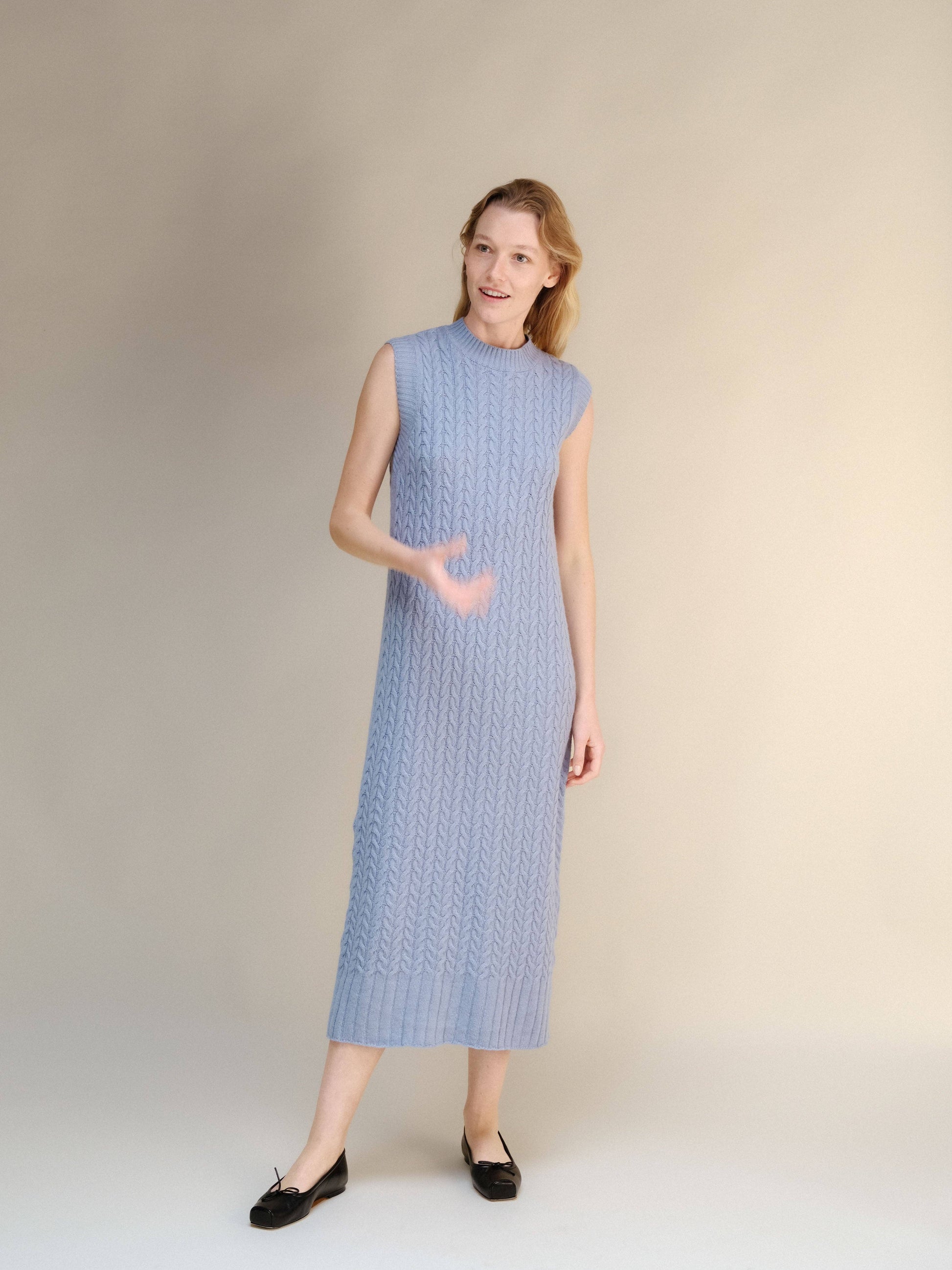 Abito smanicato in maglia a trecce misto cashmere