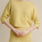Maglione cropped in misto cashmere con maniche raglan 3/4