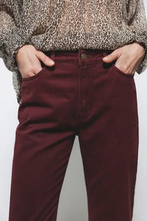 Pantaloni aderenti cinque tasche bordeaux