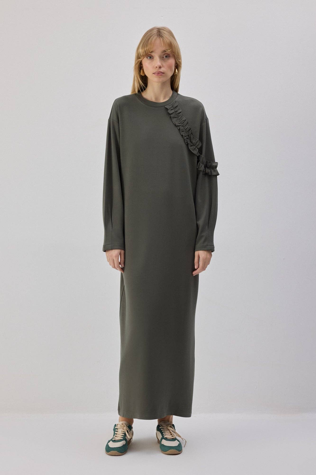 Abito in maglia lungo arricciato color cachi