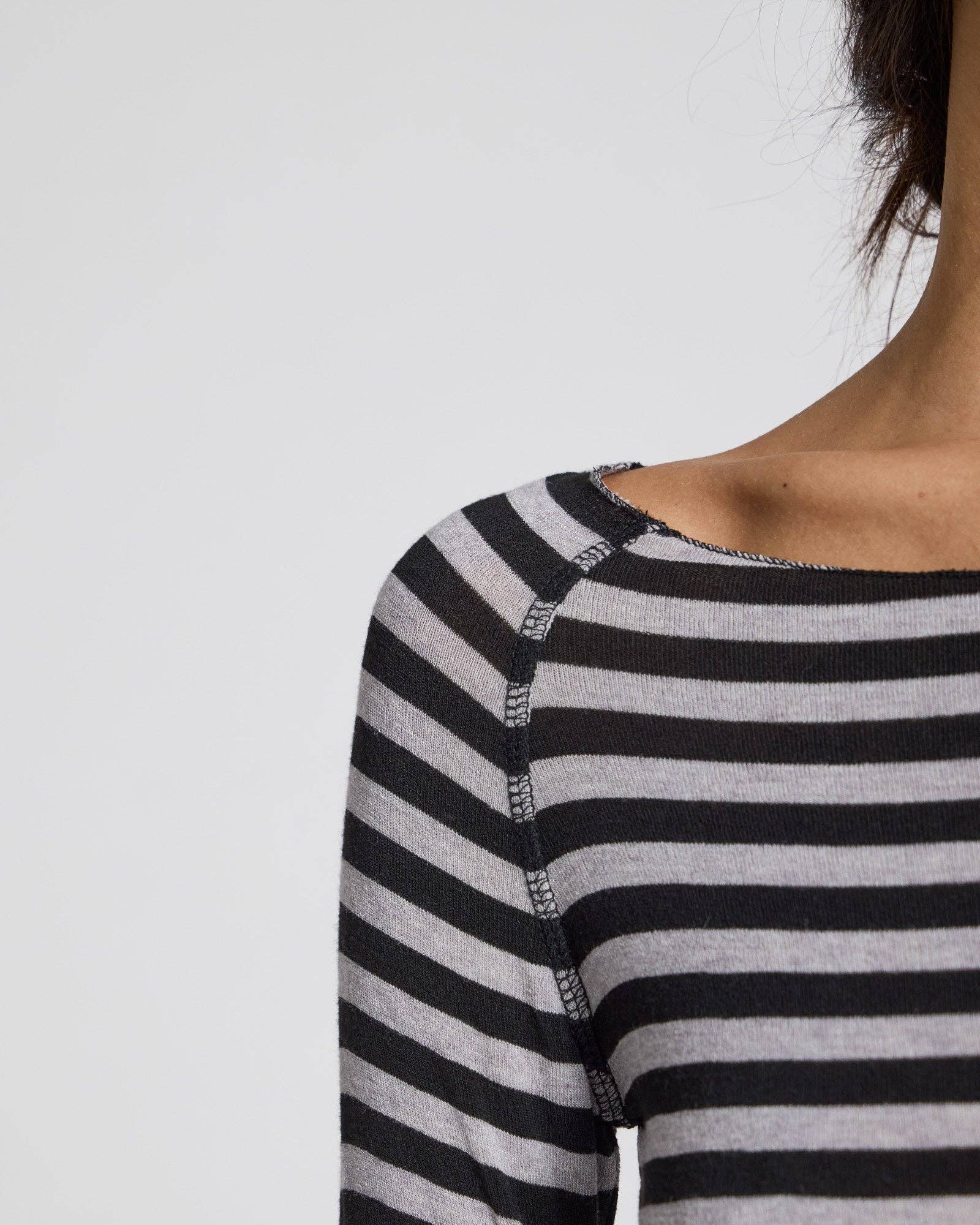 Maglia Amalie a righe in lana e viscosa grigio e nero