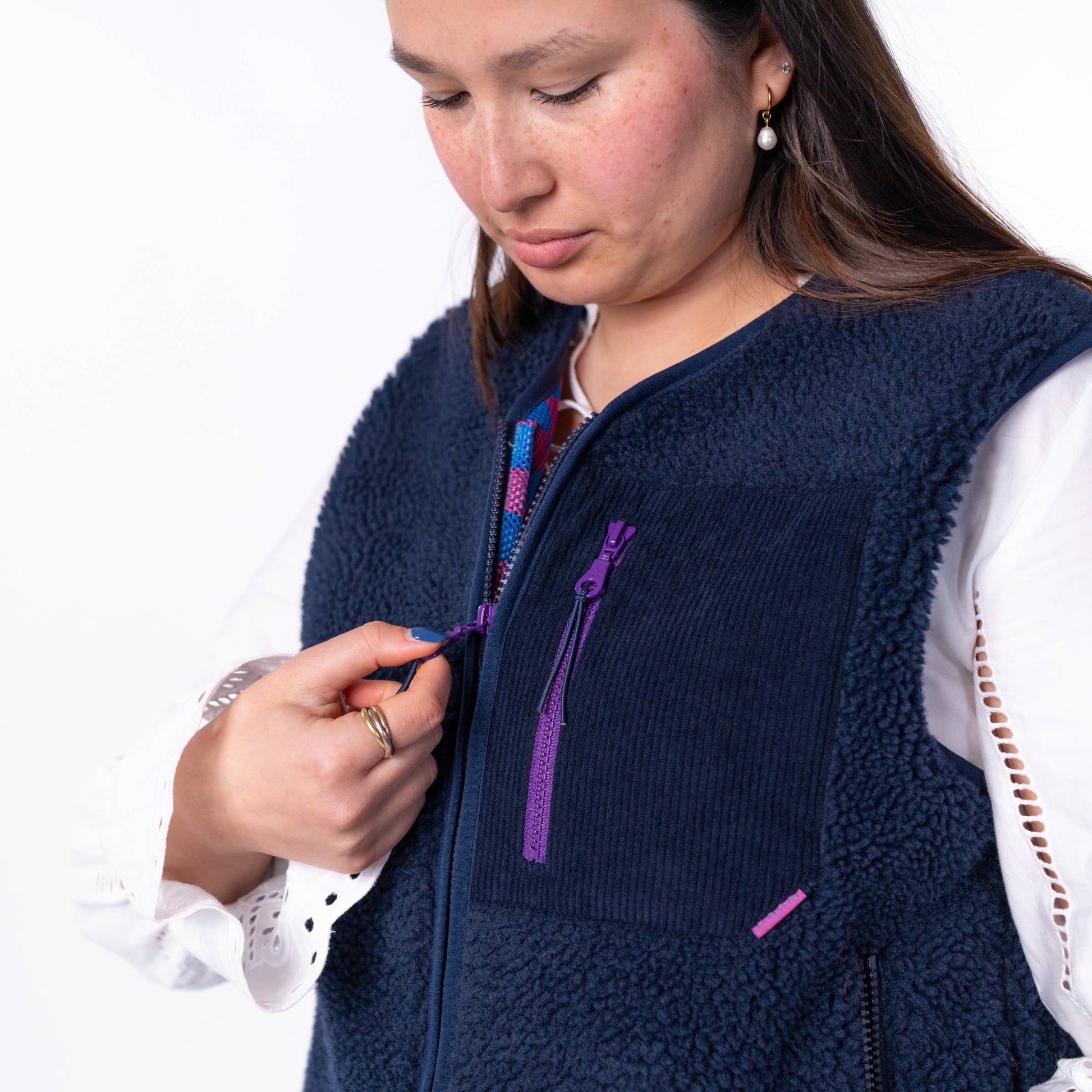 Gilet sherpa donna con zip blu navy