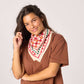 Foulard piccolo in cotone biologico con stampa grafica ecru