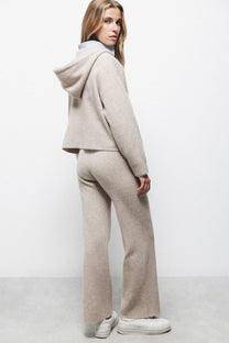 Giacca in maglia con cappuccio e zip