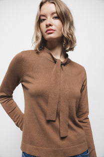 Maglione in maglia rasata con fiocco