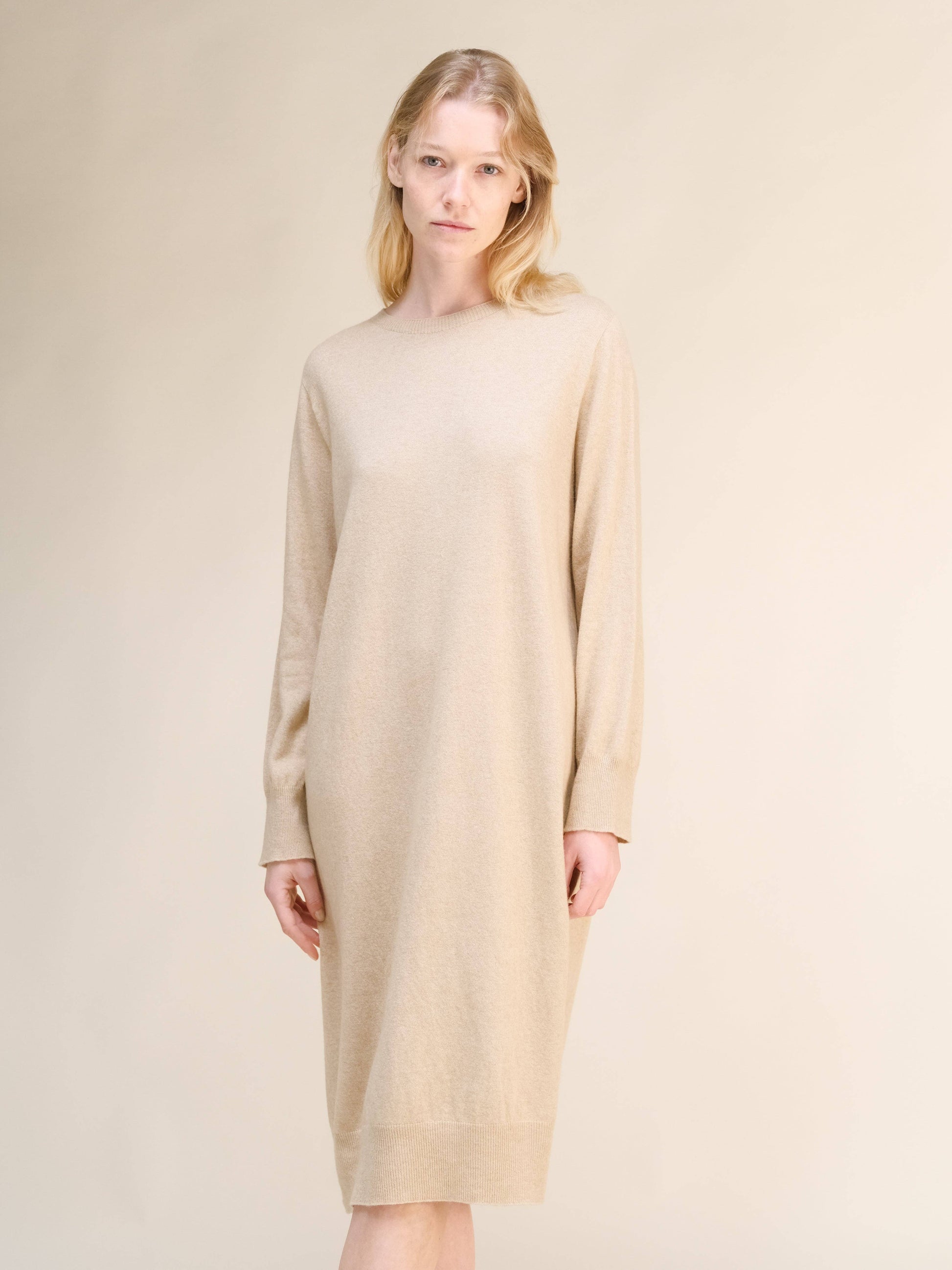Abito midi in misto cashmere knit senza cuciture